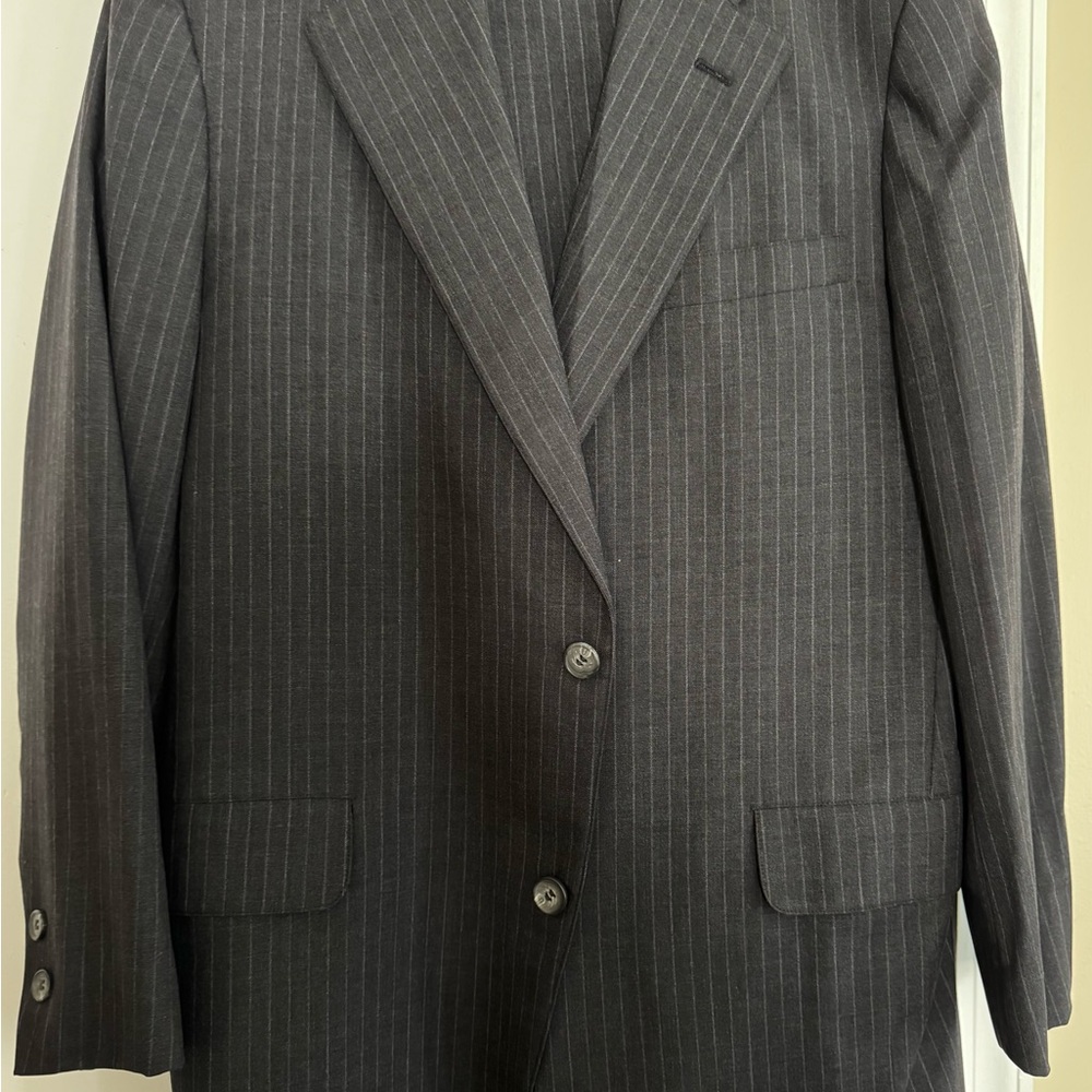 Brooks Brothers 346 Gray Pinstripe Suit Timeless Design